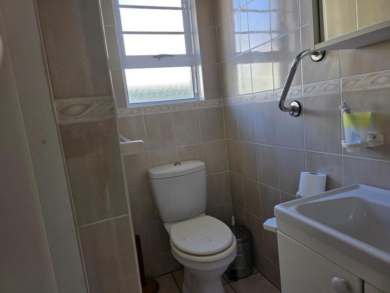 3 Bedroom Property for Sale in Franskraal Western Cape